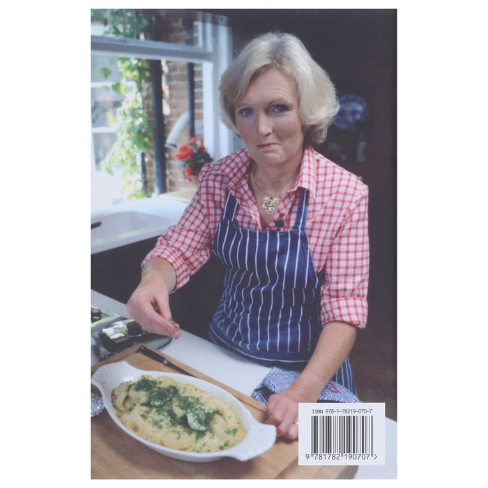 Mary Berry: Queen Of British Baking - The Biography by A S Dagnell - Non Fiction - Hardback Non-Fiction Metro